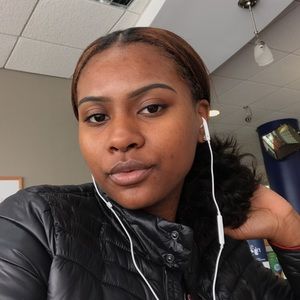 Meet your Posher, Aleah